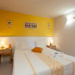 Domus Francy בית הארחה 4*