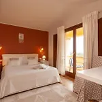 Domus Francy בית הארחה 4*