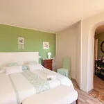 Domus Francy סאן תאודורו