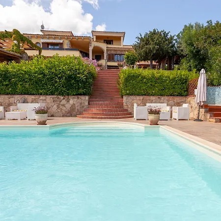 Casa de hóspedes Domus Francy 4*