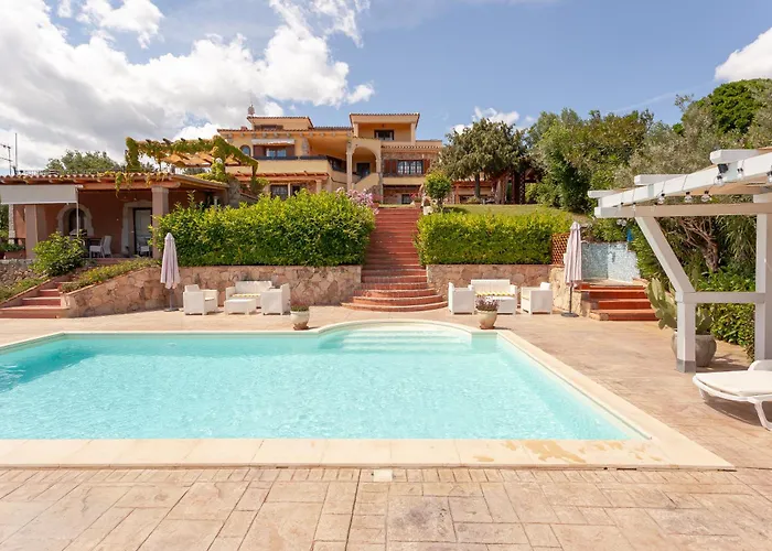 Domus Francy 招待所 圣特奥多罗