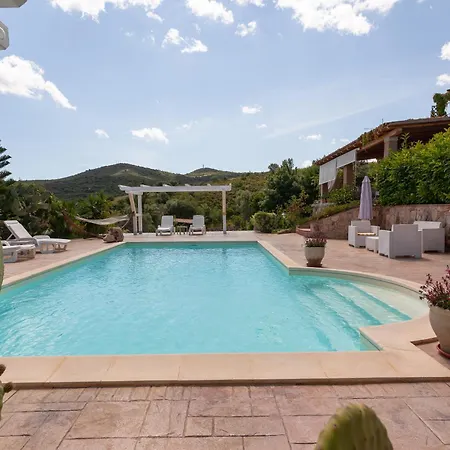 Domus Francy 4* San Teodoro (Sardinia)