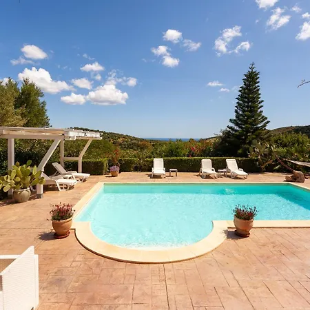 Domus Francy بيت ضيافة