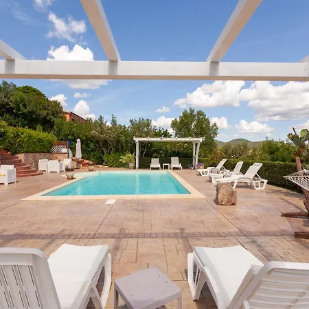 Domus Francy Πανσιόν 4*