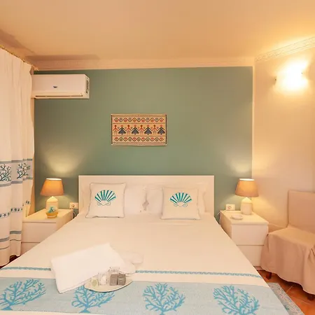 Domus Francy بيت ضيافة *
