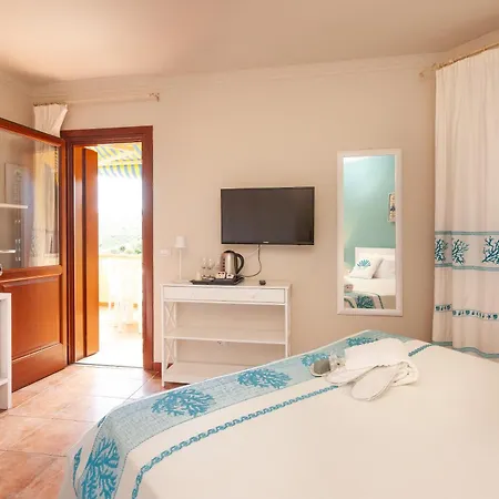Domus Francy 4* San Teodoro (Sardinia)